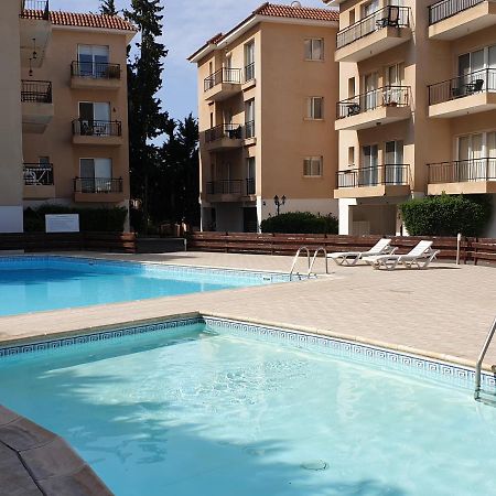 Psyche Harbor Apartment Paphos Exterior foto