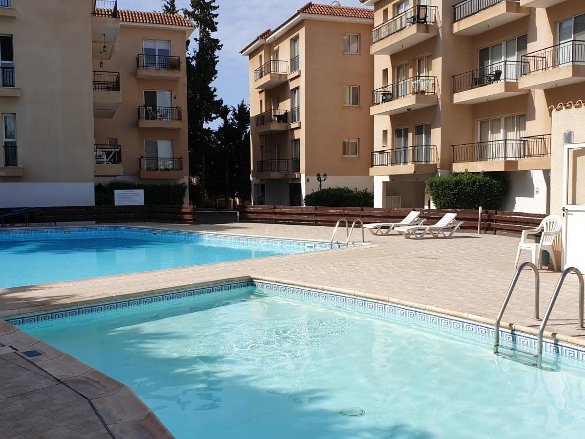 Psyche Harbor Apartment Paphos Exterior foto